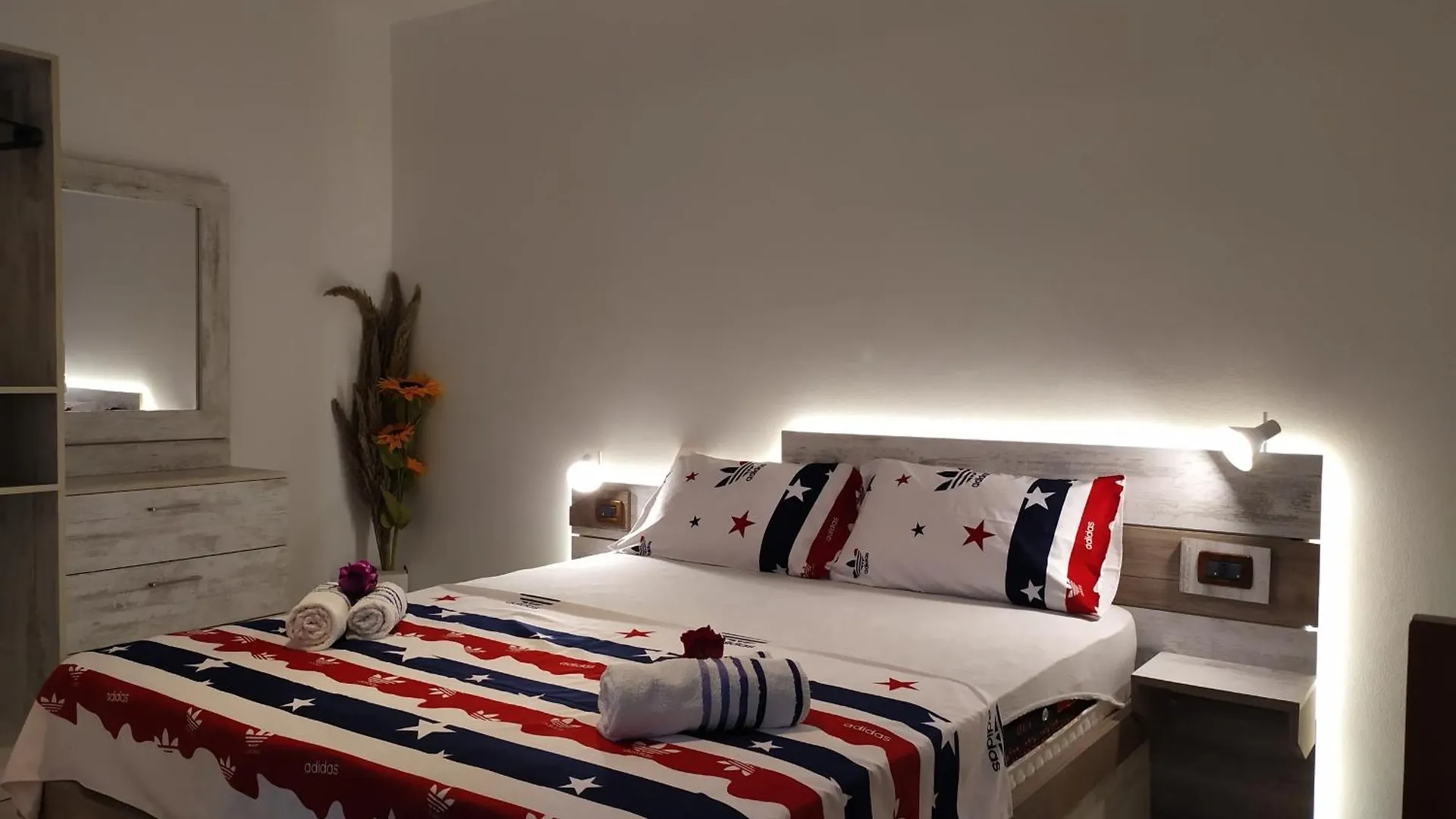 Dinamo Evoo Apartments Tirana