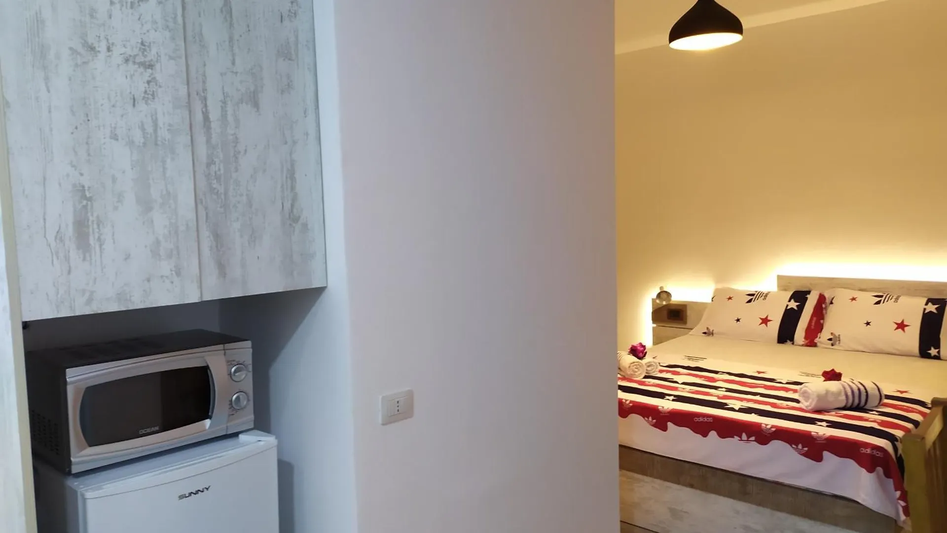 Dinamo Evoo Apartments Tirana 0*,  Albania