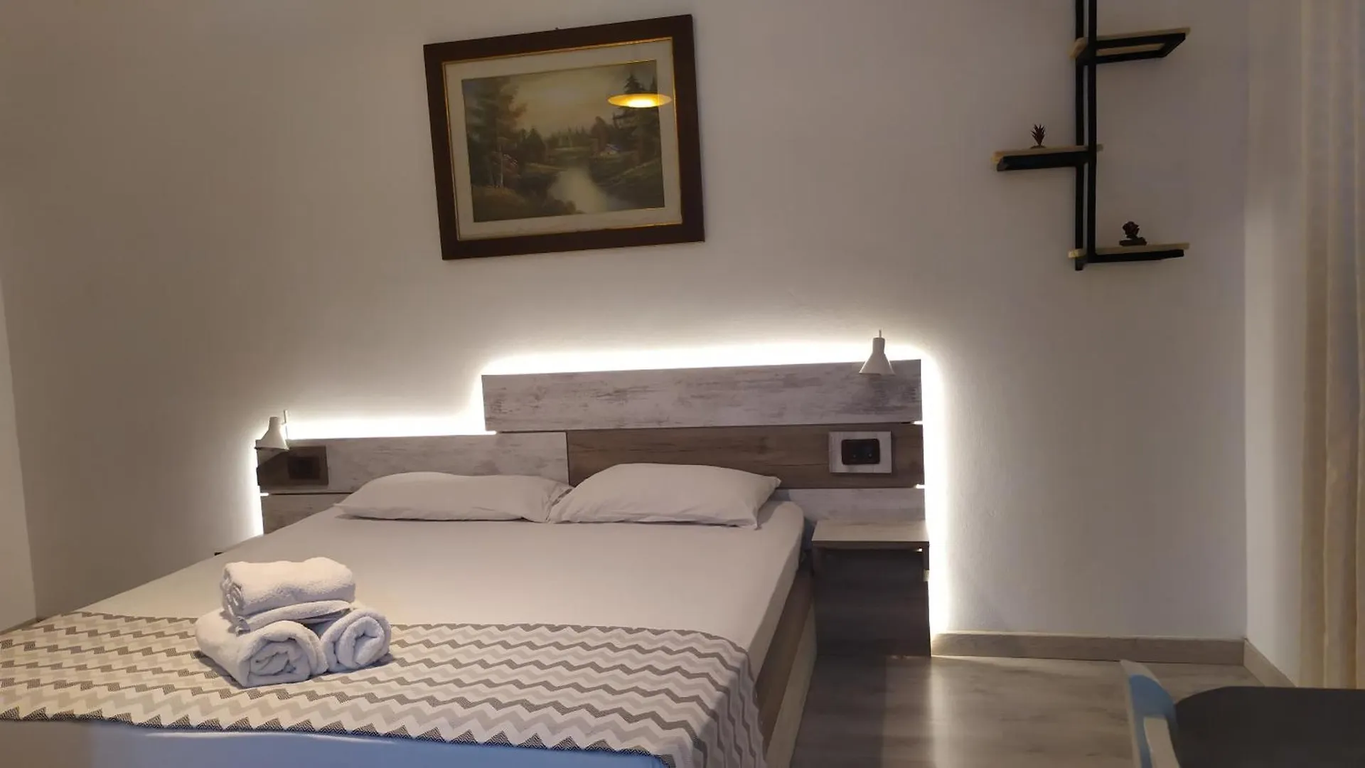 Dinamo Evoo Apartments Tirana