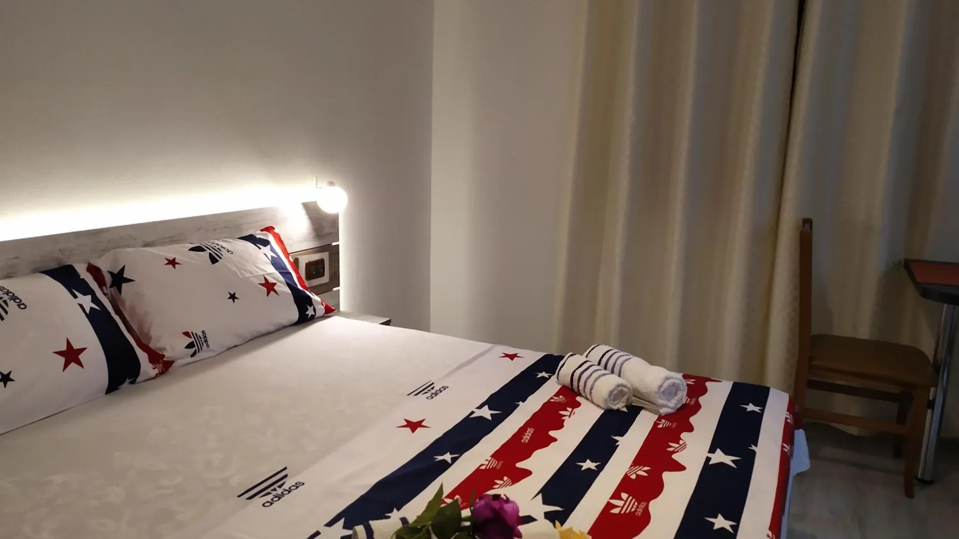 Dinamo Evoo Apartments Tirana 0*,