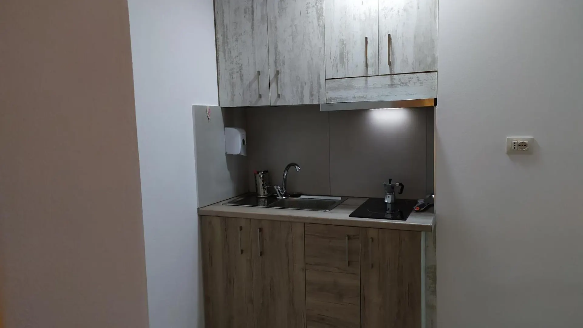 Dinamo Evoo Apartments Tirana