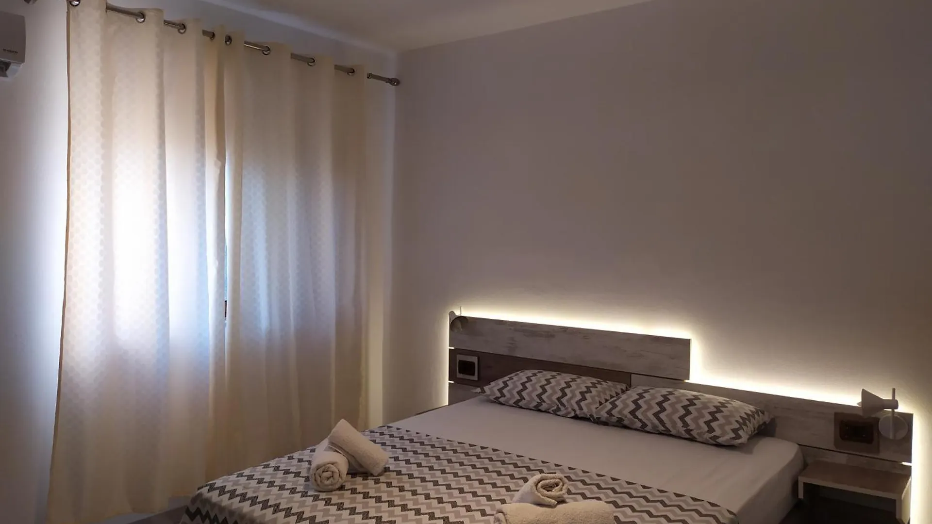 Dinamo Evoo Apartments Tirana