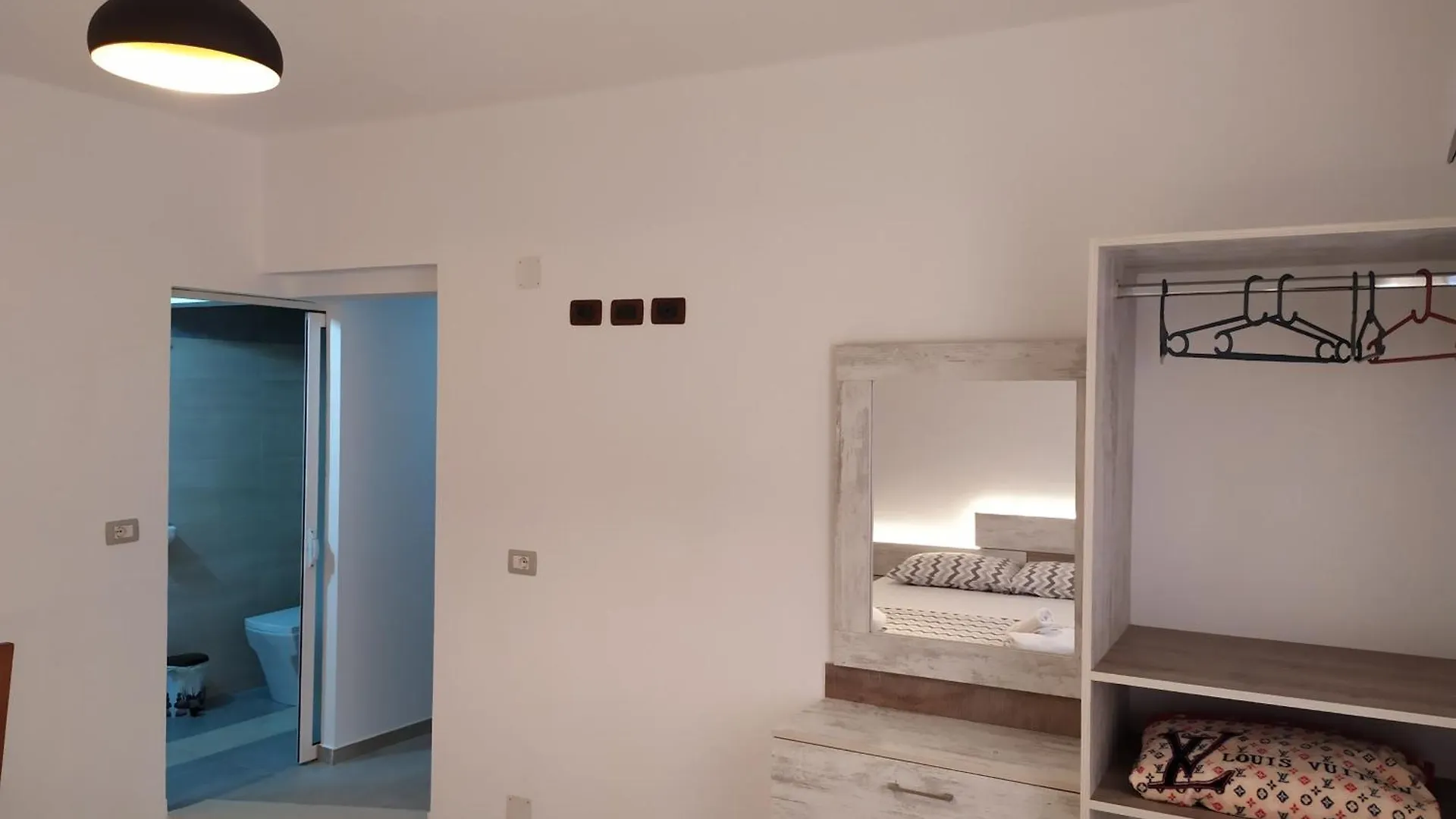 Dinamo Evoo Apartments Tirana