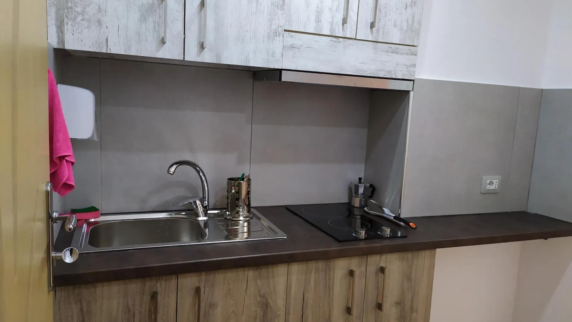 Dinamo Evoo Apartments Tirana
