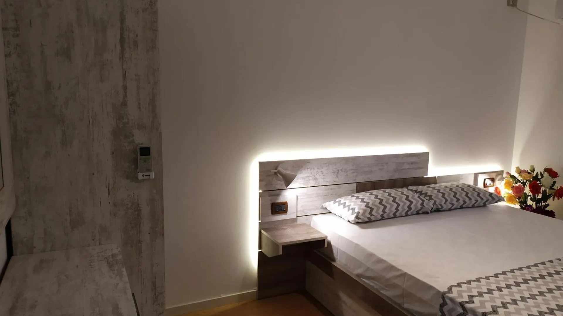 Dinamo Evoo Apartments Tirana 0*,  Albania